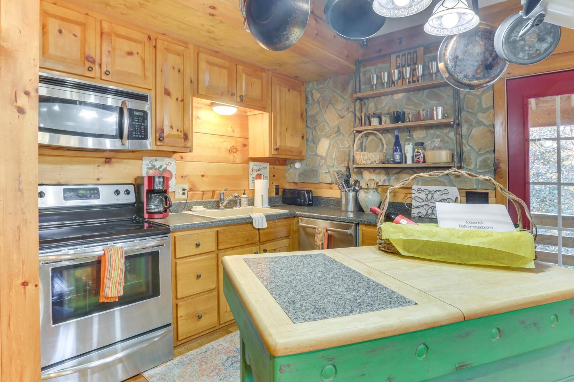 Charming Fancy Gap Cabin With Deck And Gas Grill! Buitenkant foto